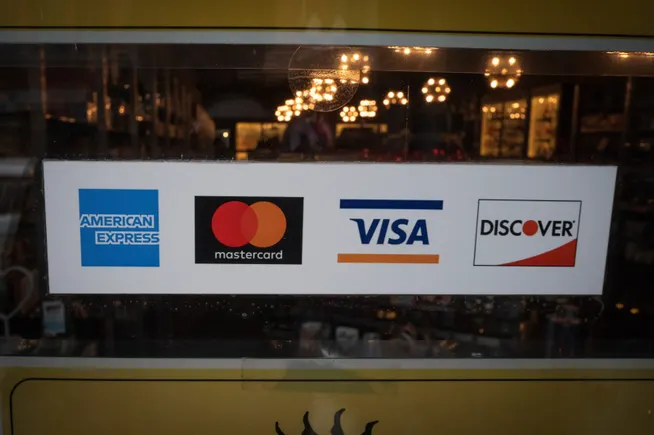 支付行业并购交易升温：Stripe、Fiserv等大动作频现