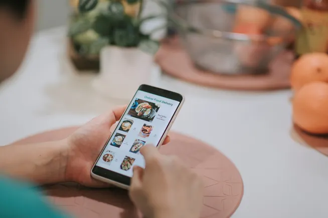 Block 借 Neighborhoods 打通 Square 商家与 Cash App 用户,押注食品订购忠诚度计划